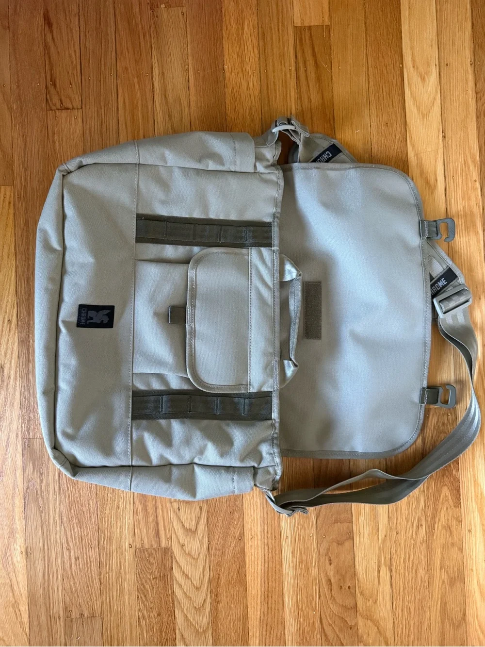 Chrome Industries Gray/Gold Messenger Bag with Reflective Strae